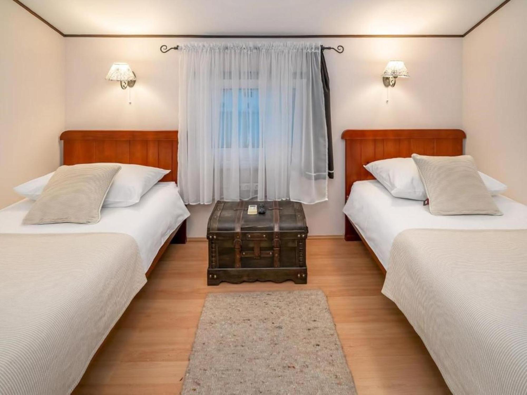 Apartments Villa Roza Drazice Bilik gambar